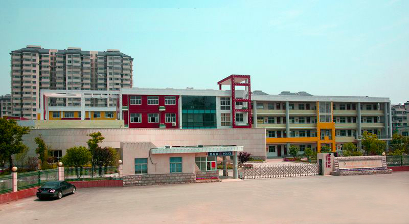 性能強(qiáng)有顏值，讓LED顯示屏的美綻放校園